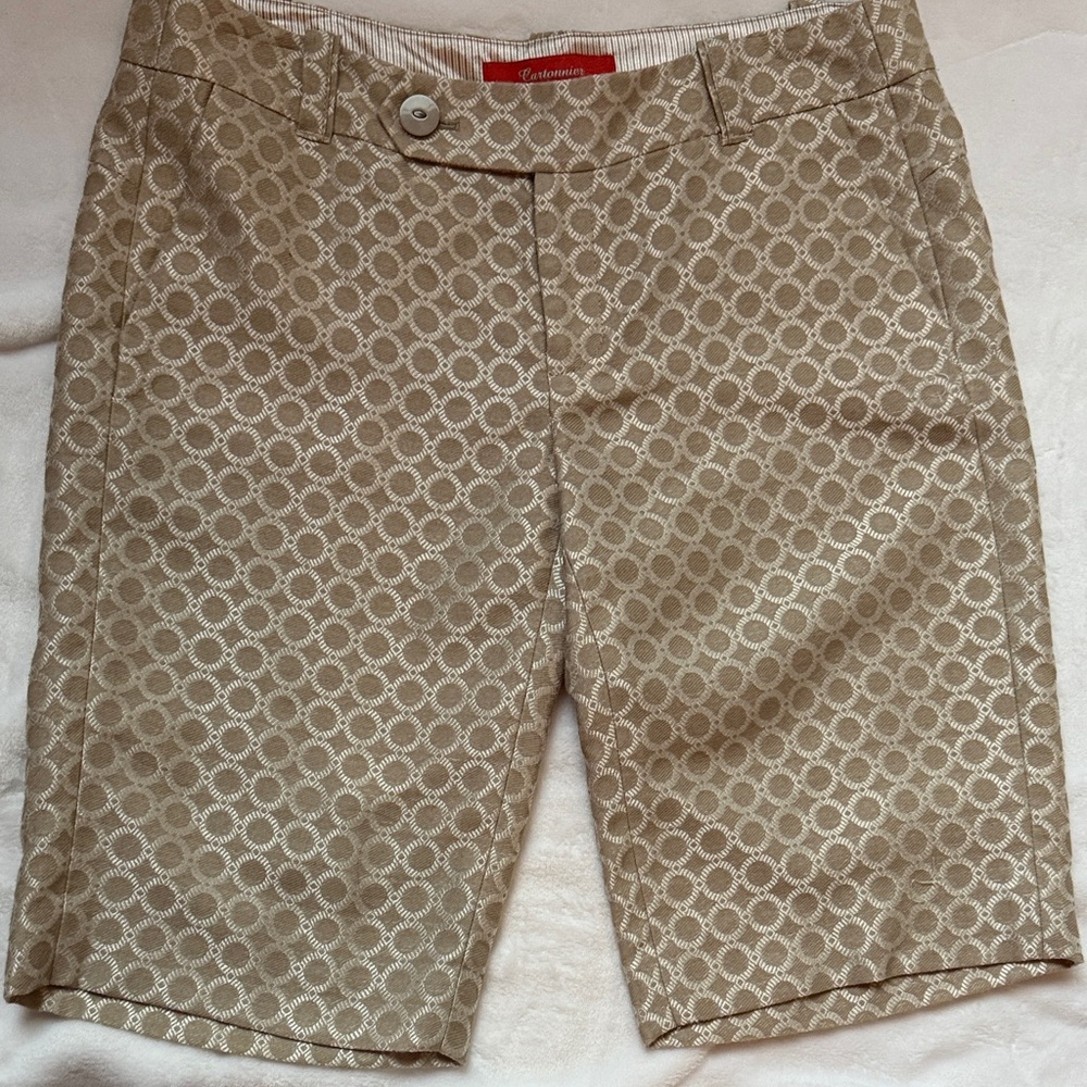 Anthropologie Cartonnier Beige and Cream Metallic Bermuda Circle  Shorts